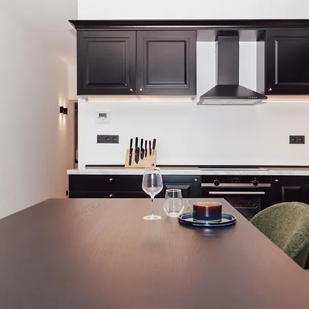 Ch Longstay 33 Apartment *
